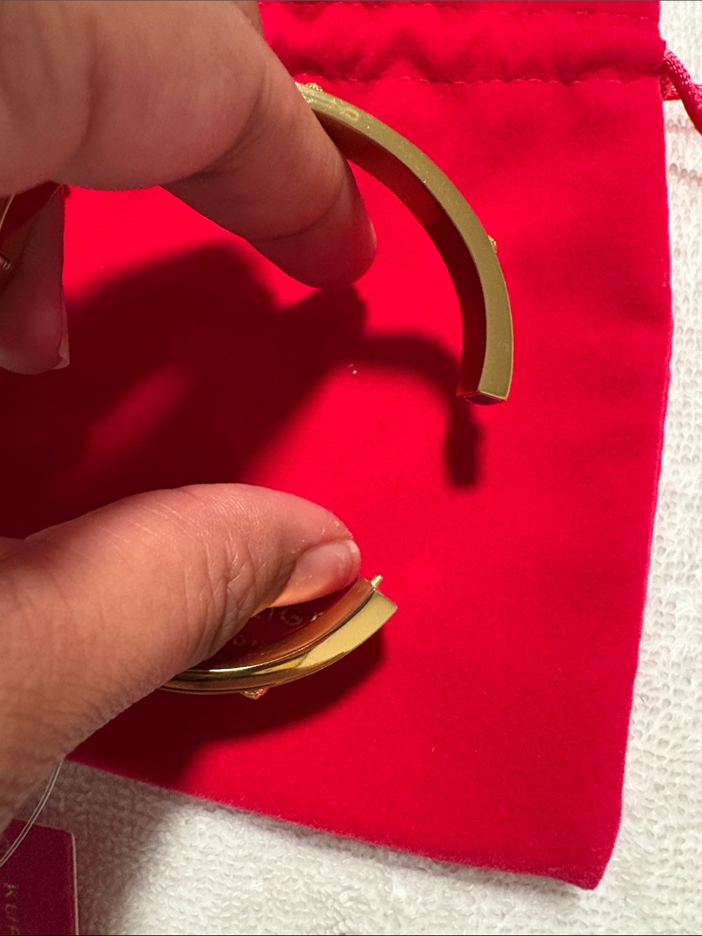 NWT Kurt Geiger London Black Enamel & Gold Bangle With Dustbag - Picture 4 of 6